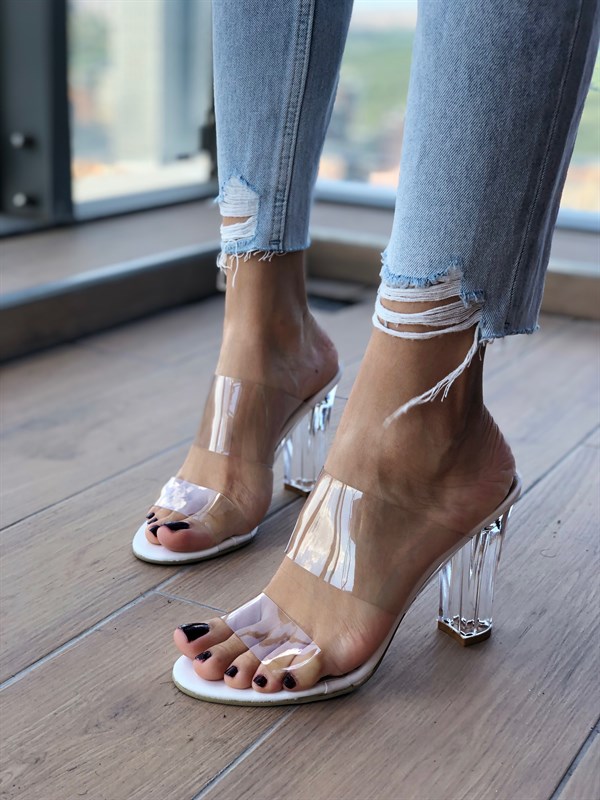 Beyaz Şeffaf 10 cm Topuklu Kadın Ayakkabı Larin